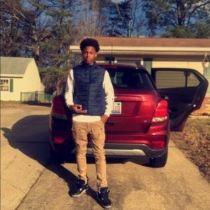 Meet your Posher, Marvail